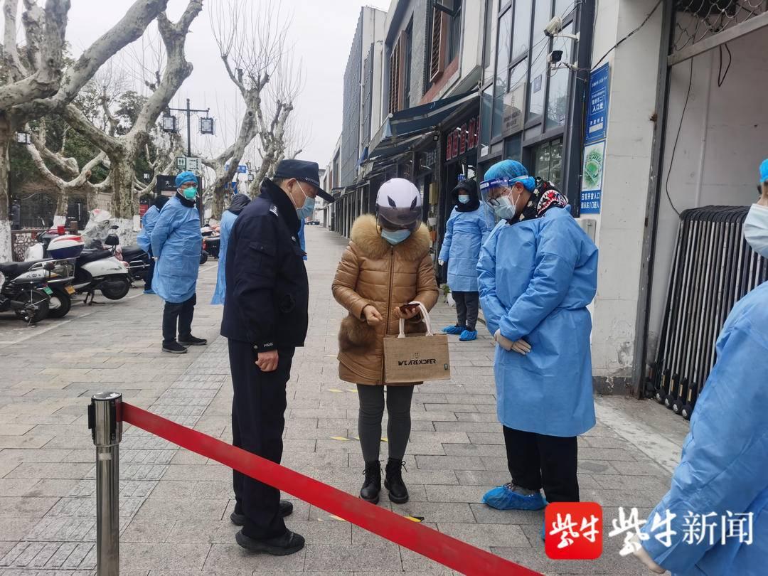 自动整理聊天列表技巧，实现信息管理有序化